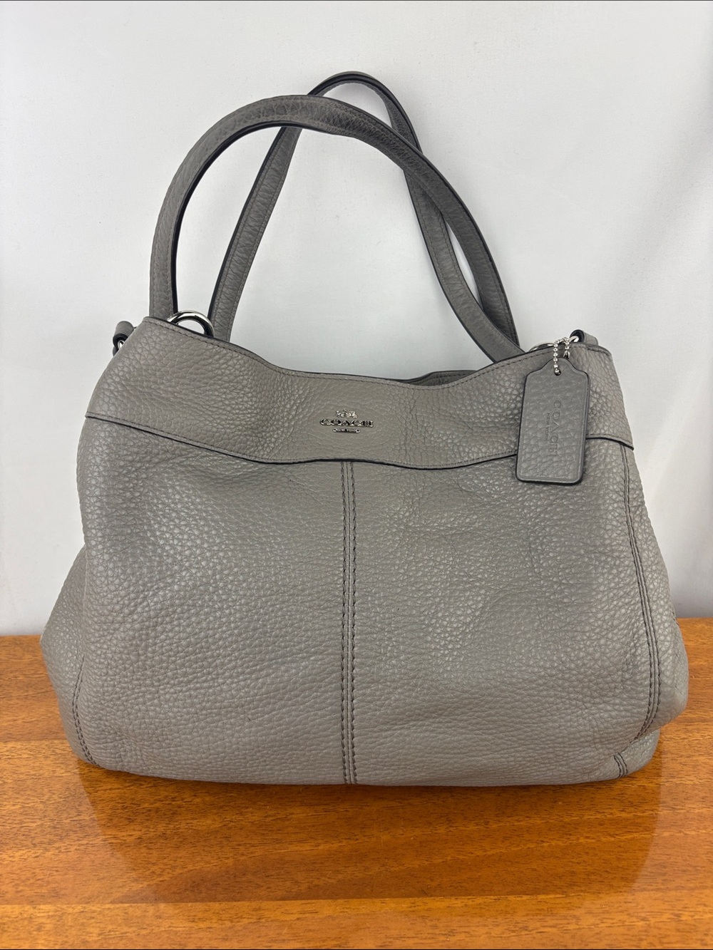 Coach Lexy grey fog pebbled leather shoulder three compartment bag hobo purse